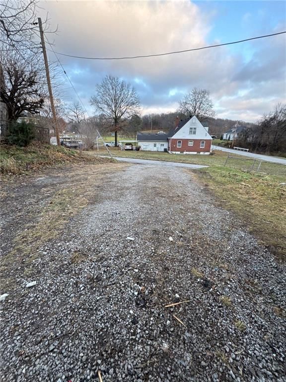 903 N High Street — photo 5