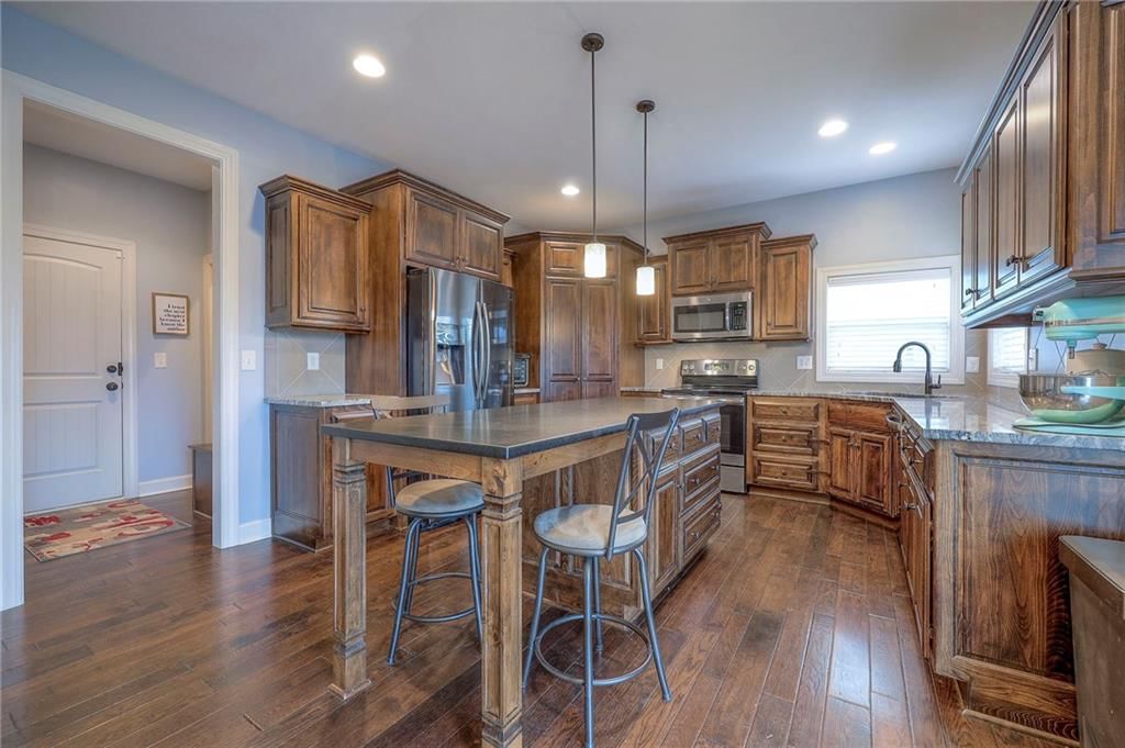 28501 W 162nd Place — photo 15