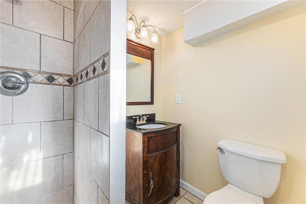 6101 E 151st Street — photo 20