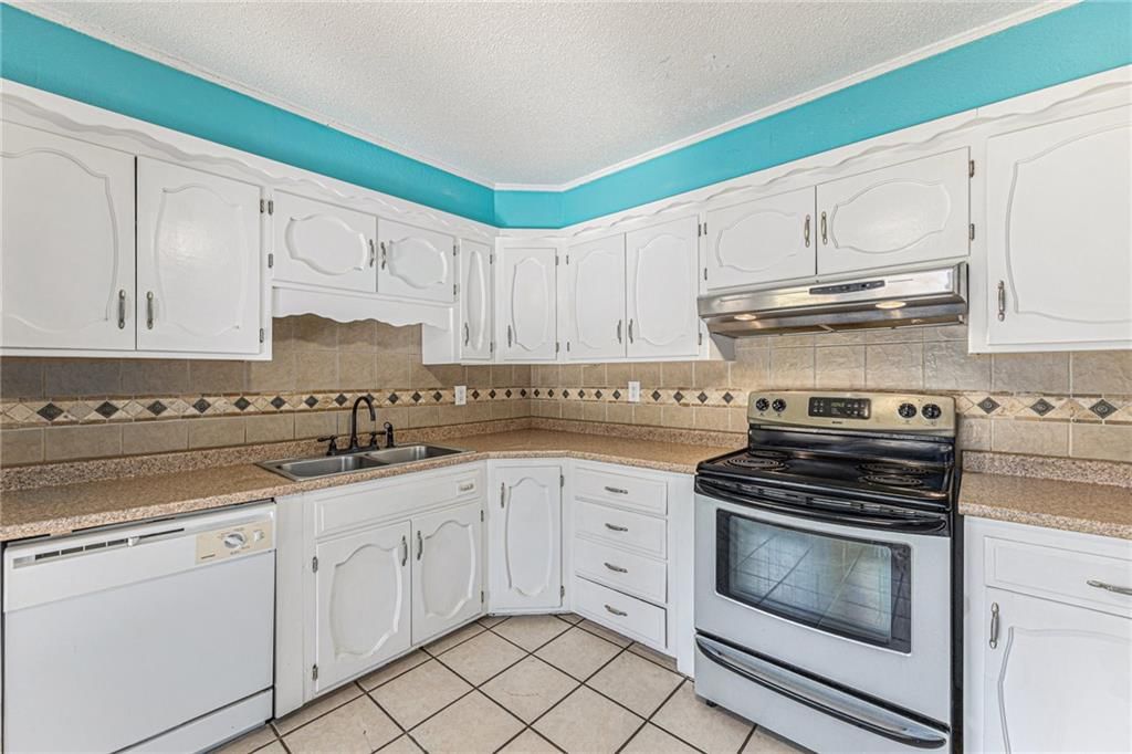 6101 E 151st Street — photo 10