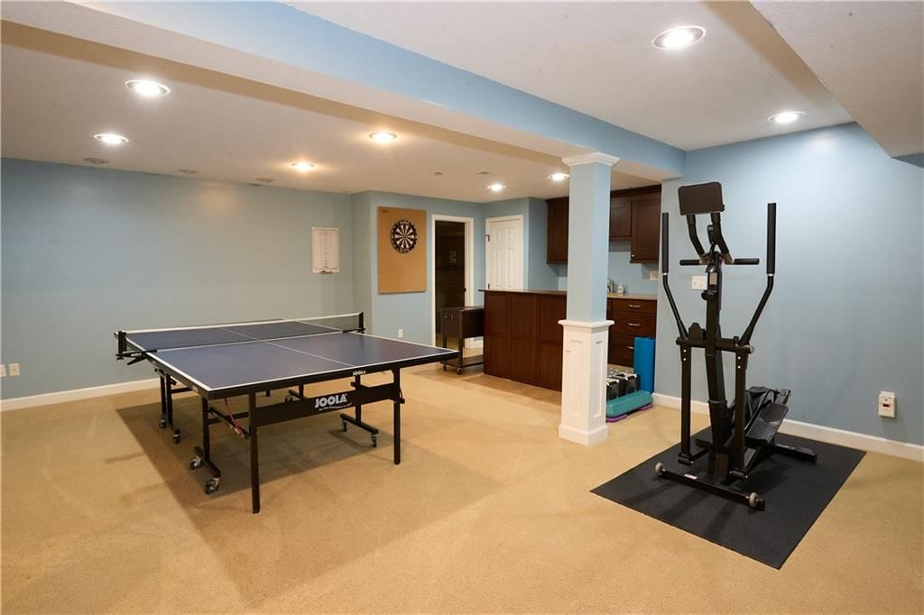15700 Howe Street — photo 46