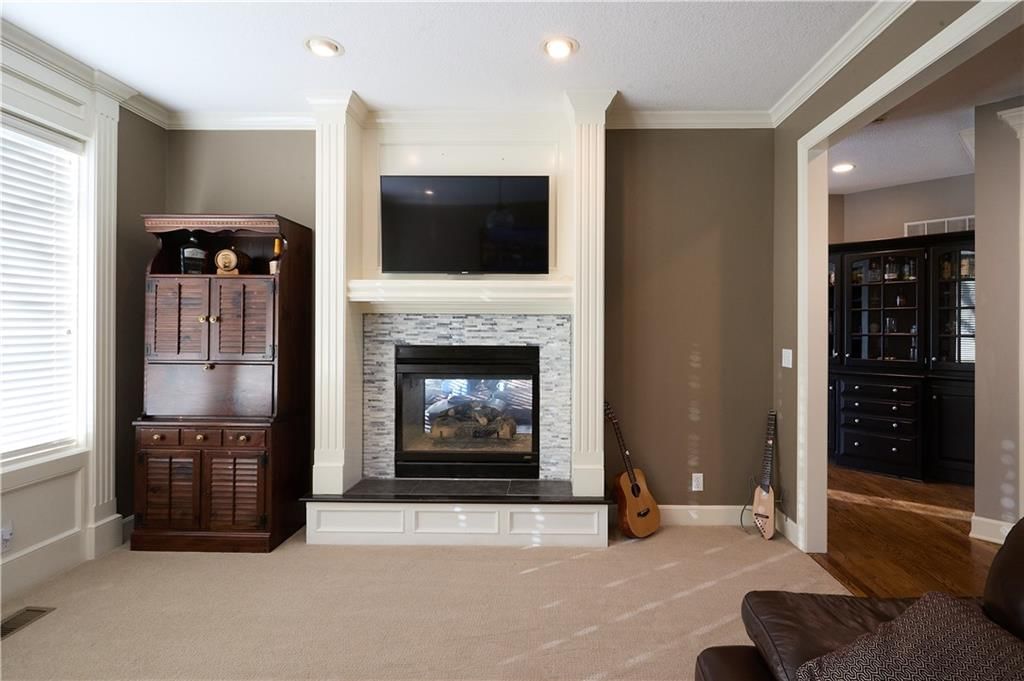 15700 Howe Street — photo 7