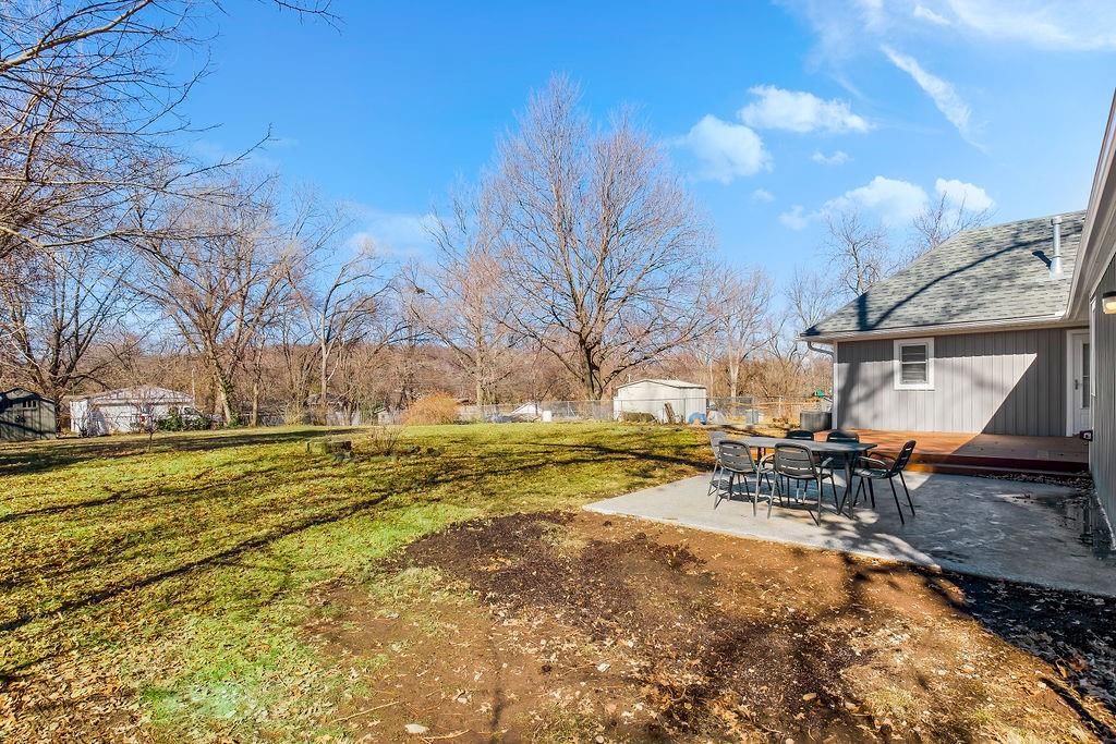 2604 Girard Avenue — photo 25