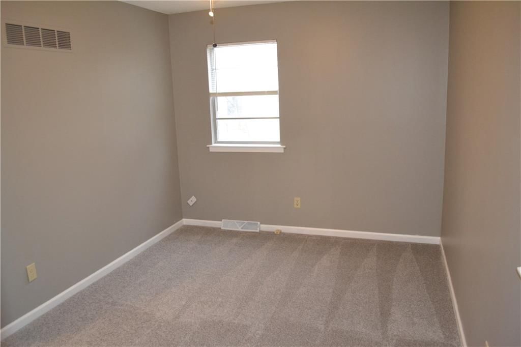509 Castle Drive — photo 9