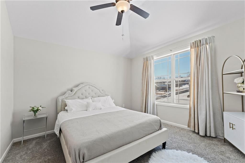 6705 N Elmwood Avenue — photo 23