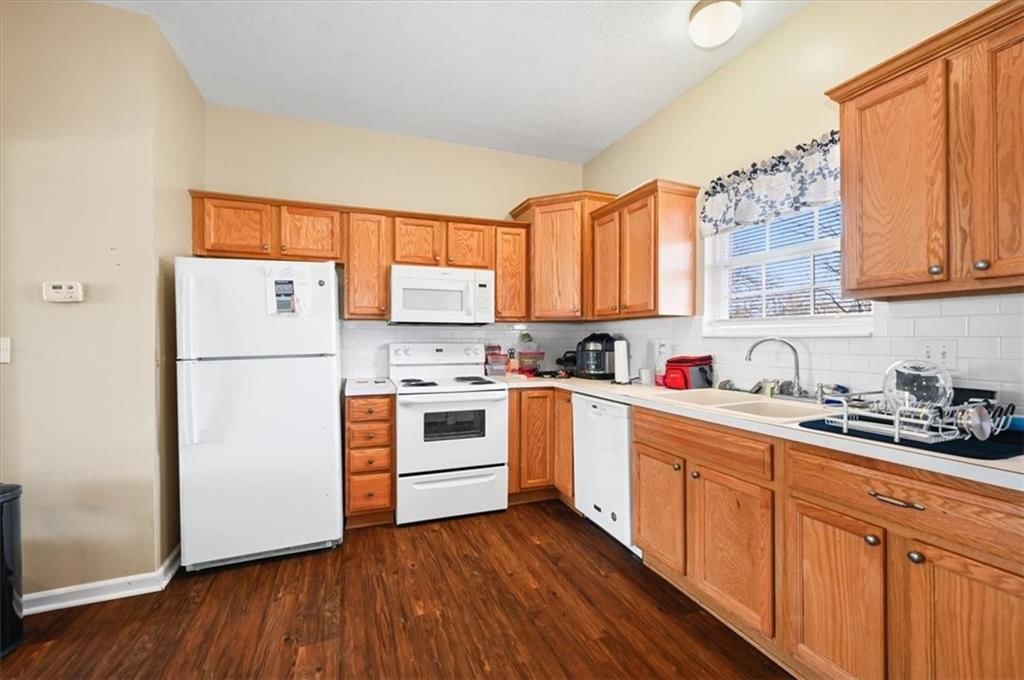 311 E Kay Street — photo 9