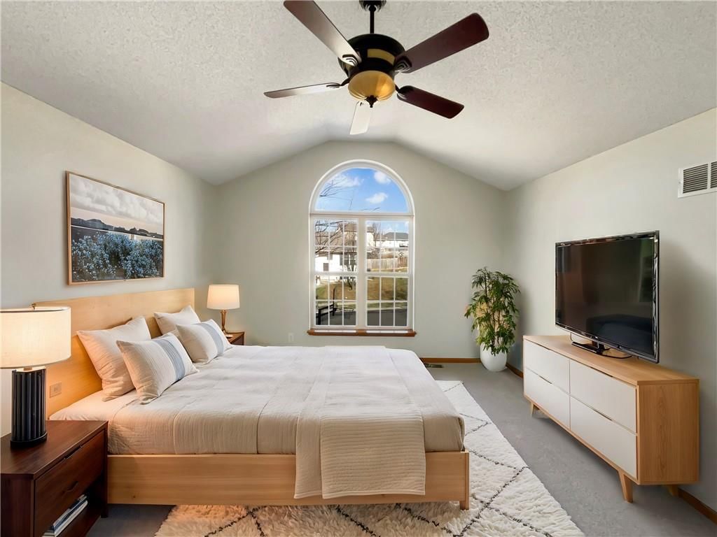 2223 Madison Avenue — photo 4