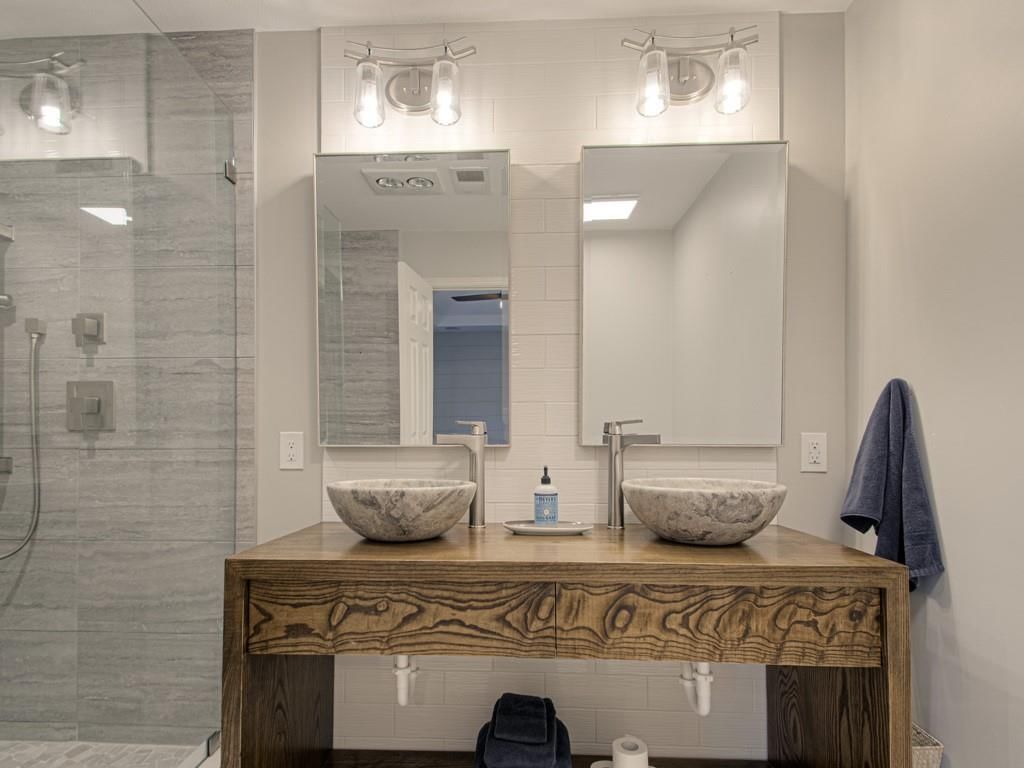 2817 Chatelain Court — photo 17