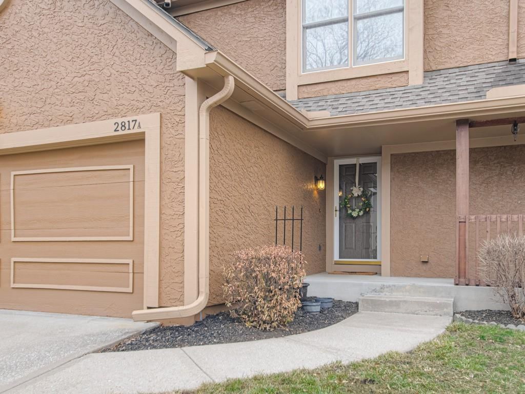 2817 Chatelain Court — photo 3
