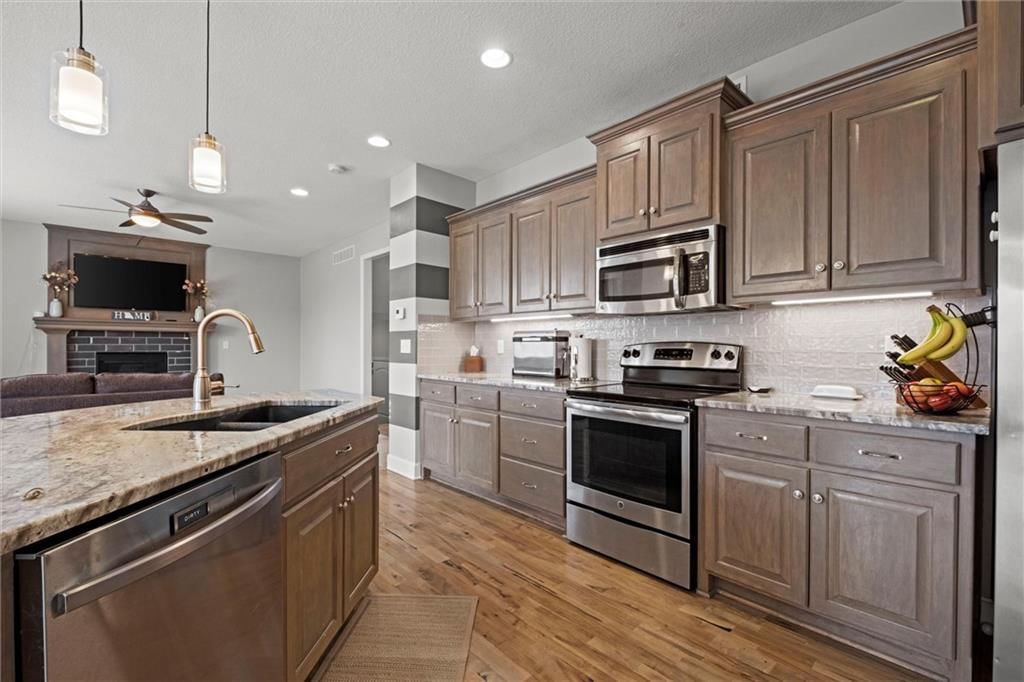 805 S WASHINGTON Street — photo 15