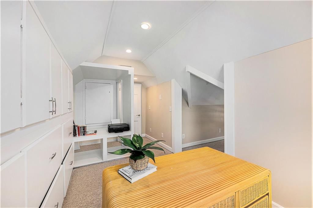 5552 Belinder Avenue — photo 29