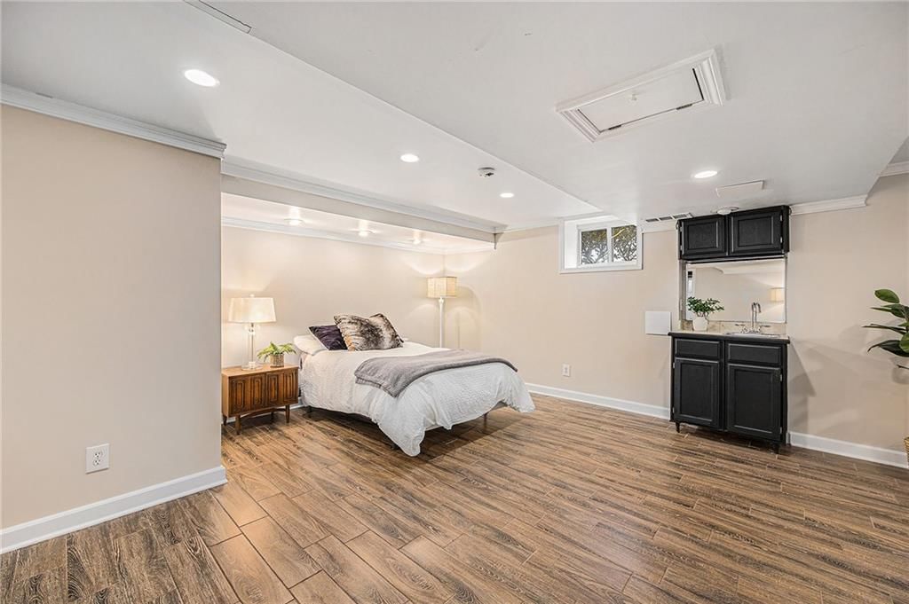 5552 Belinder Avenue — photo 31