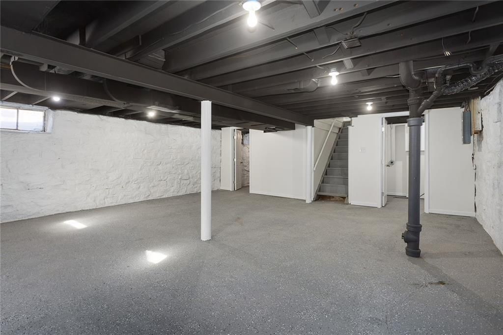 8821 Virginia Lane — photo 32