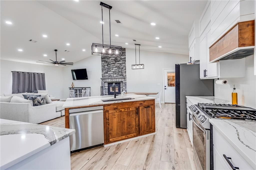 2311 Ellis Terrace — photo 15