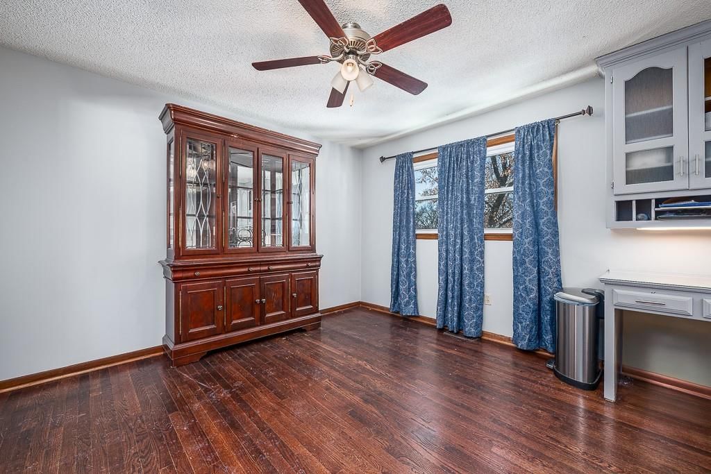 920 S 76st Street — photo 14