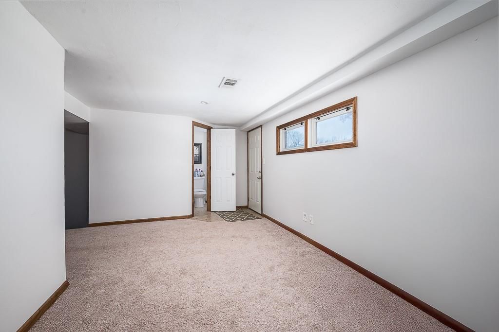 920 S 76st Street — photo 17