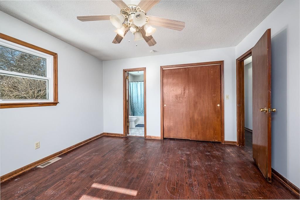 920 S 76st Street — photo 10