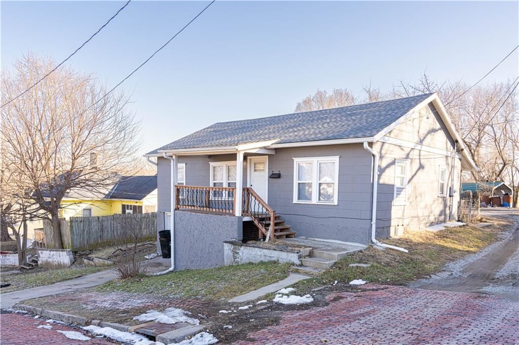 216 E Cherry Street — photo 2