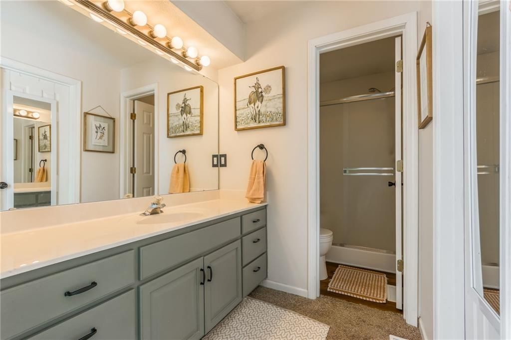 1 NW Valley Circle Street — photo 17