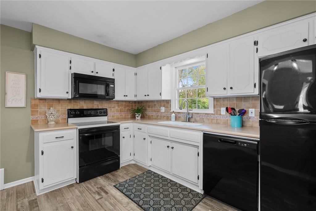 9914 McGee Street — photo 12