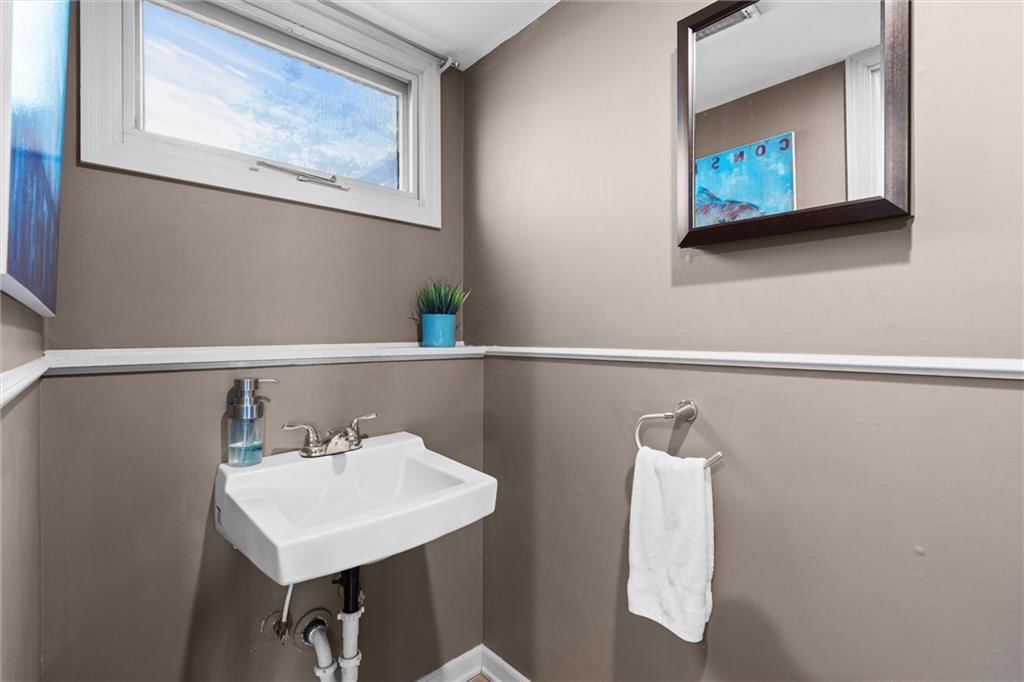9914 McGee Street — photo 31