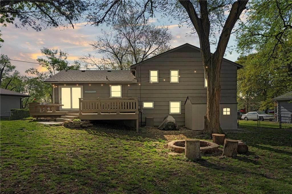 9914 McGee Street — photo 36