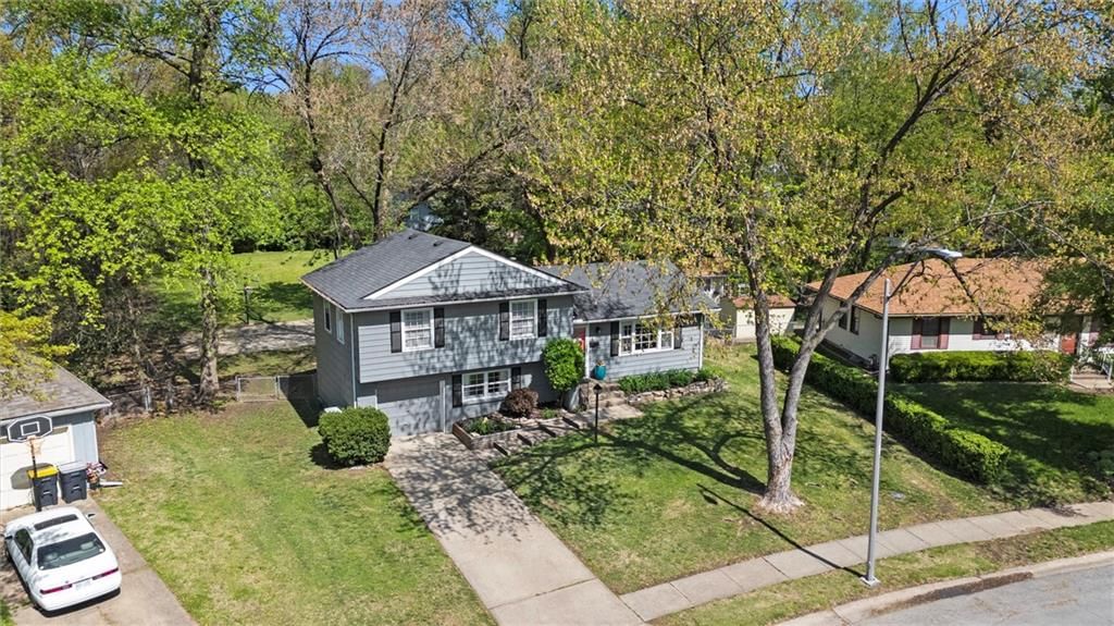 9914 McGee Street — photo 41