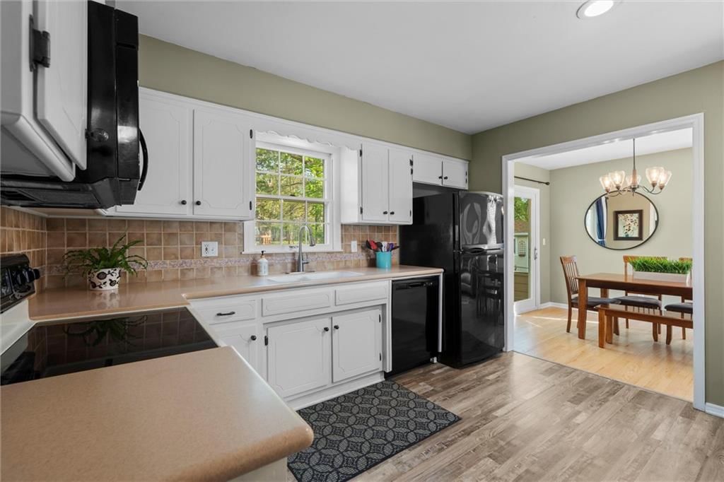 9914 McGee Street — photo 10