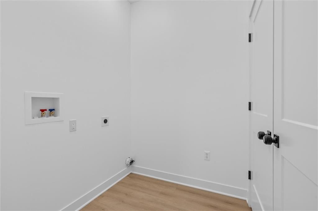 510 S Thornton Street — photo 15