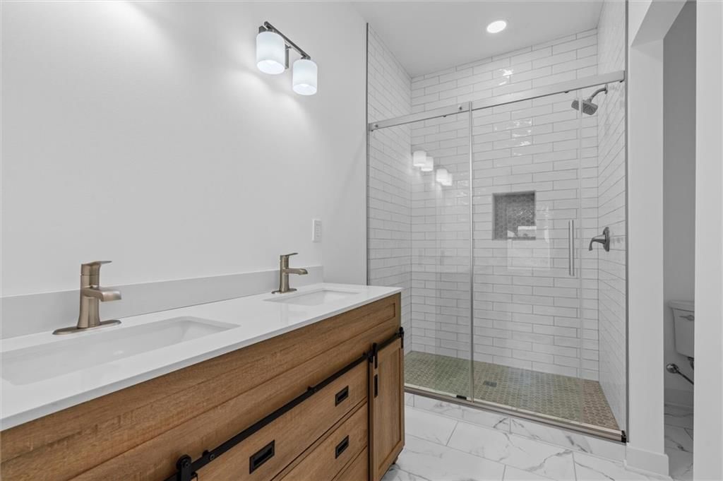 510 S Thornton Street — photo 20