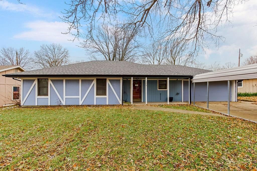 304 14th Avenue N, Greenwood, MO