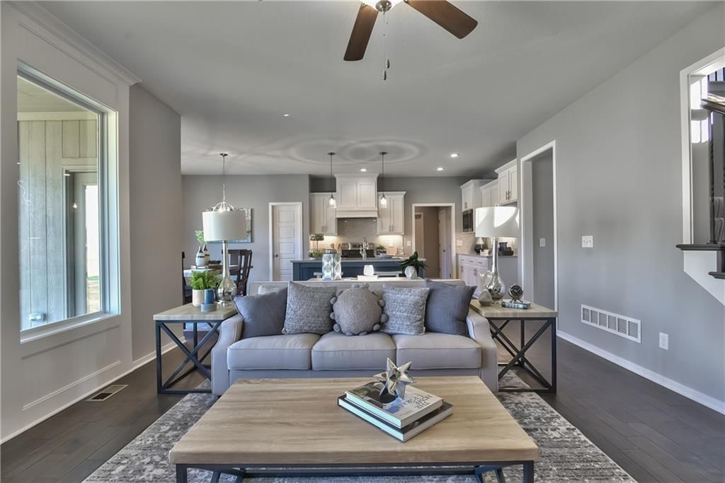 2725 W Dartmouth Street — photo 13