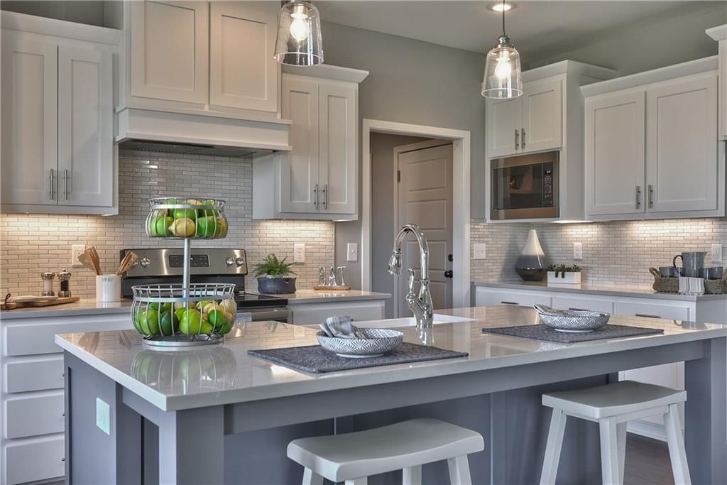 2725 W Dartmouth Street — photo 20