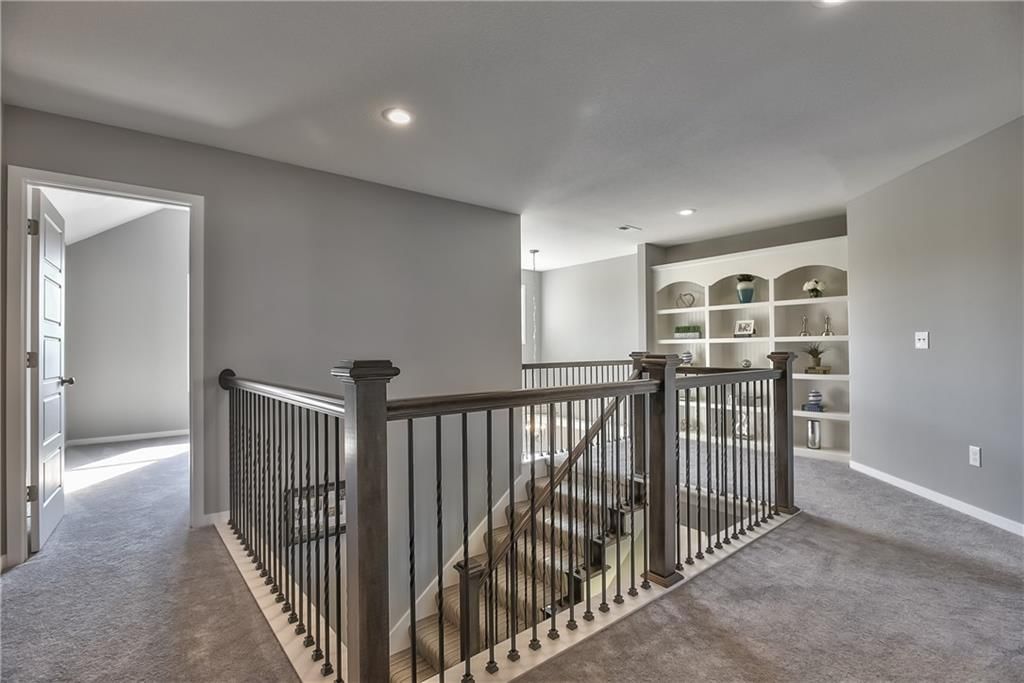 2725 W Dartmouth Street — photo 29
