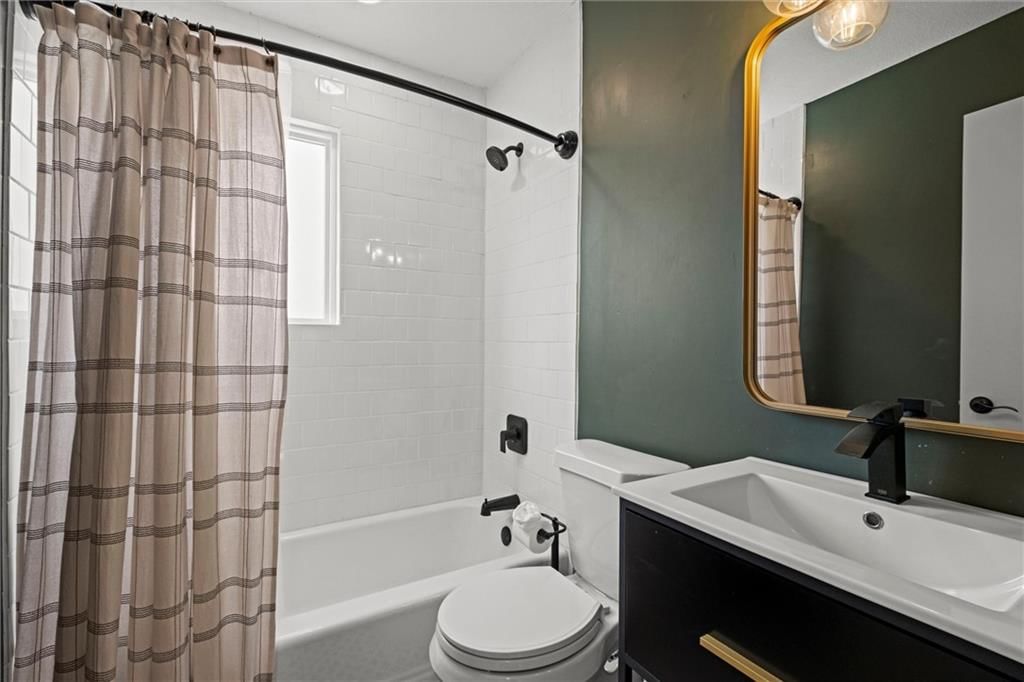7000 Barkley Street — photo 25