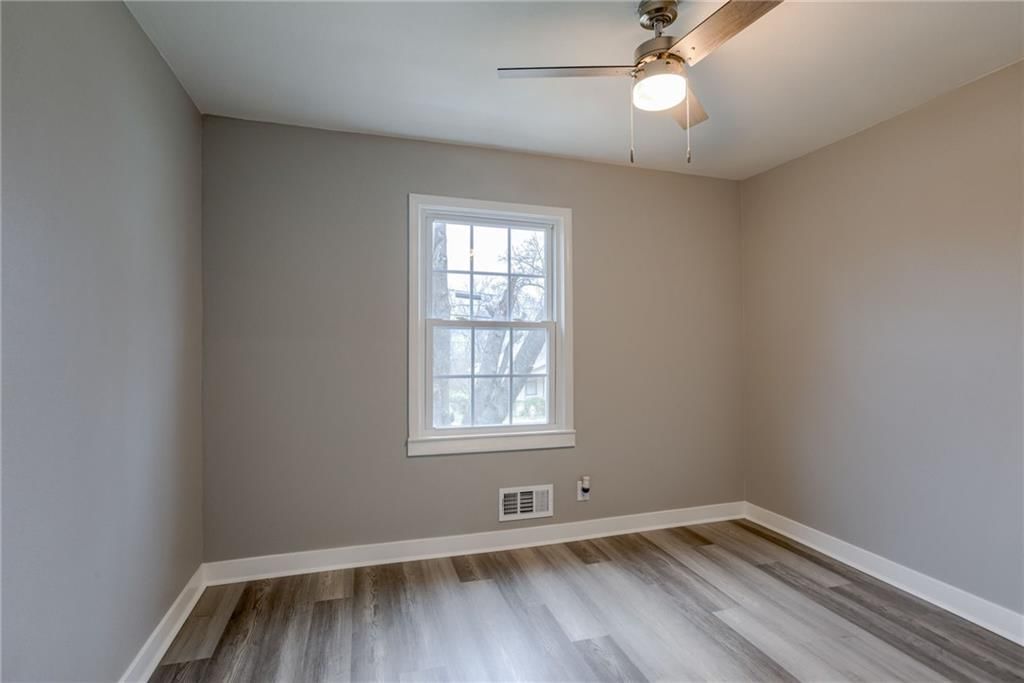 1819 S 37th Street — photo 12