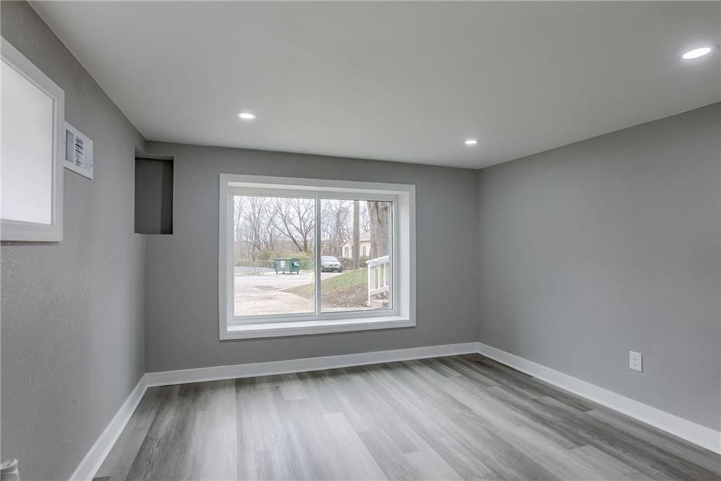 1819 S 37th Street — photo 15