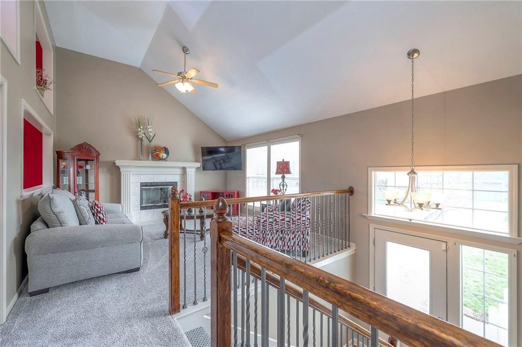 508 Eagle Glen Drive — photo 5
