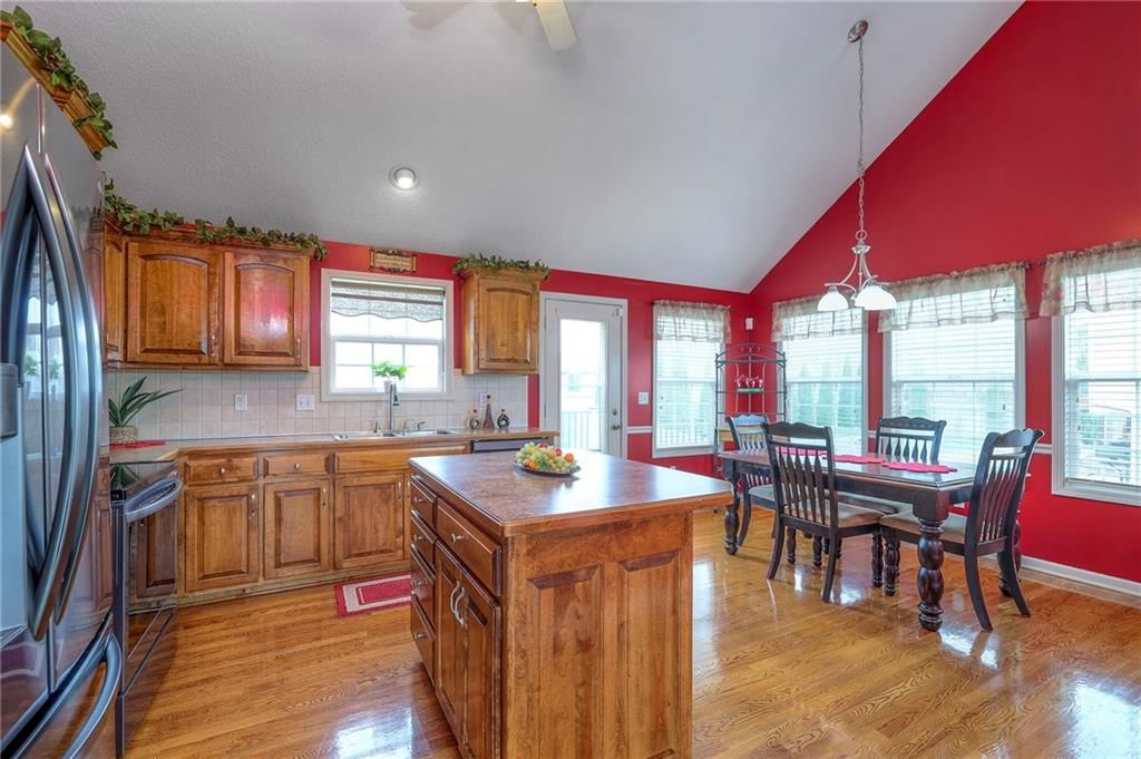 508 Eagle Glen Drive — photo 10