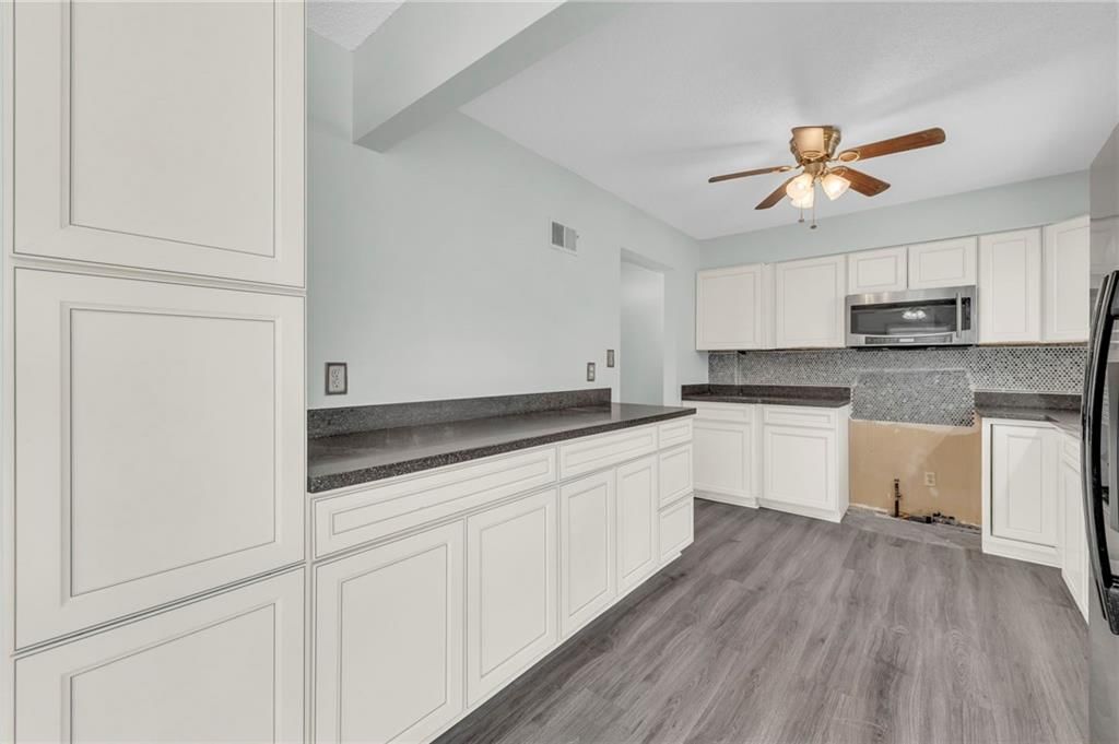 6709 NW Hilldale Drive — photo 11