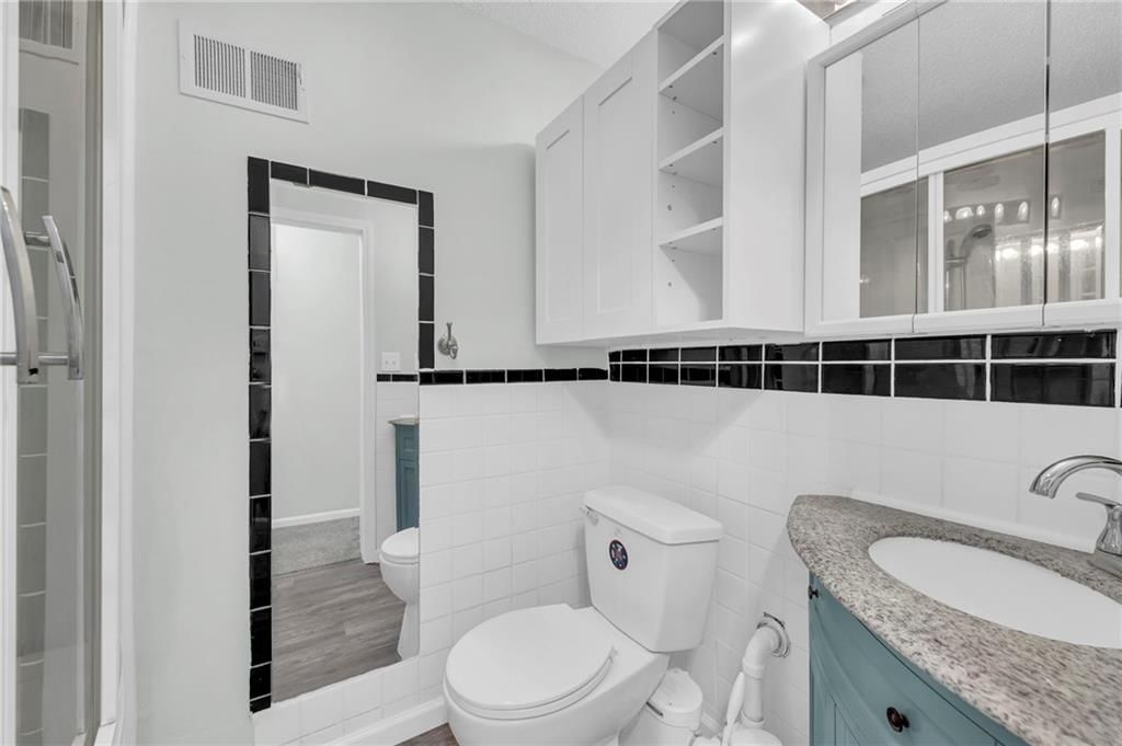 6709 NW Hilldale Drive — photo 17