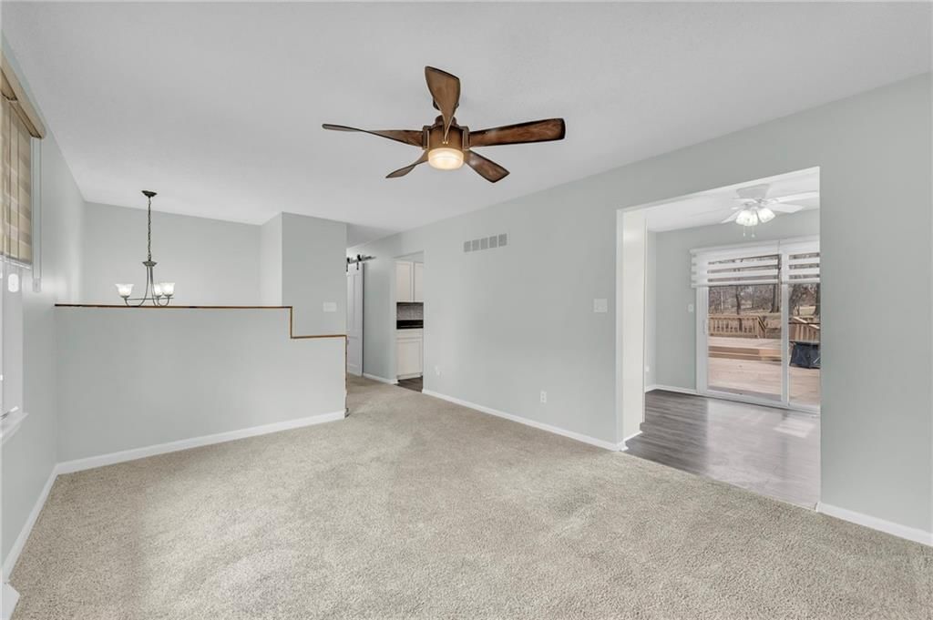 6709 NW Hilldale Drive — photo 7
