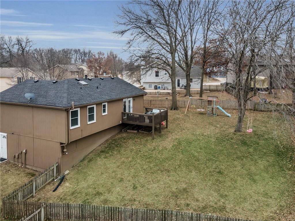 8710 N Wayland Avenue — photo 5