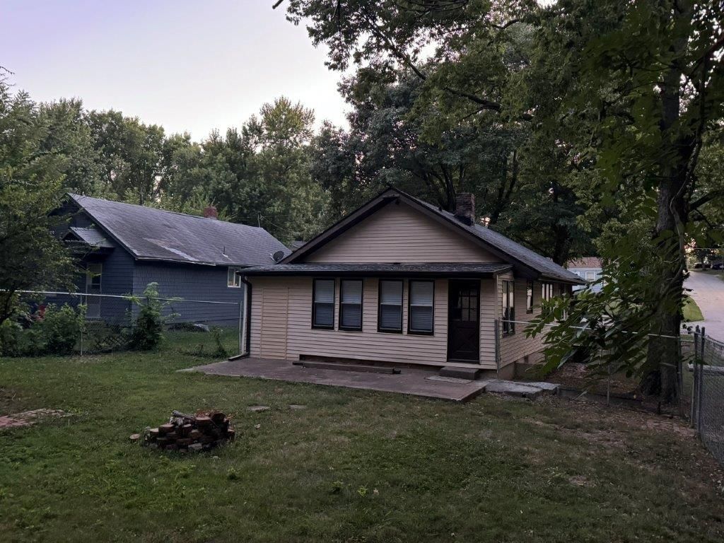 729 N Willis Avenue — photo 5