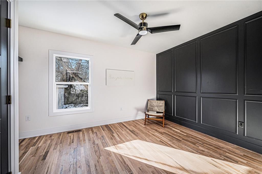 5442 Tracy Avenue — photo 11