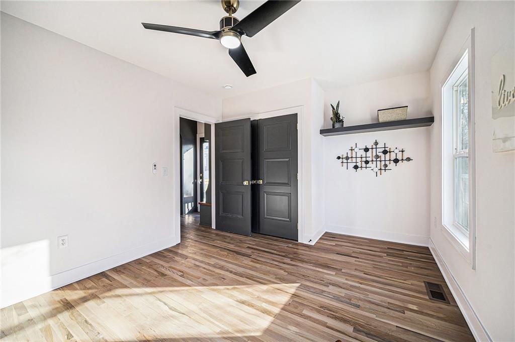 5442 Tracy Avenue — photo 12