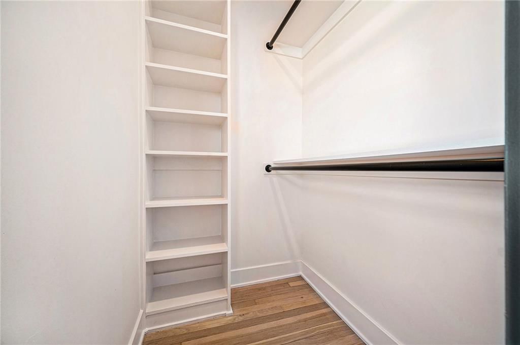 5442 Tracy Avenue — photo 16