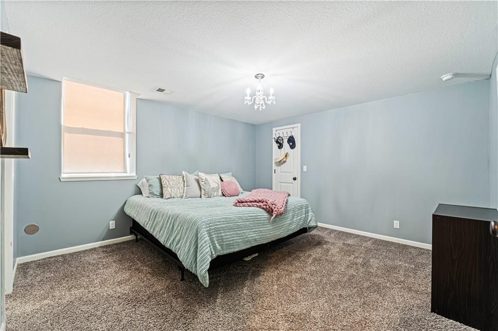 15833 W 163rd Terrace — photo 38