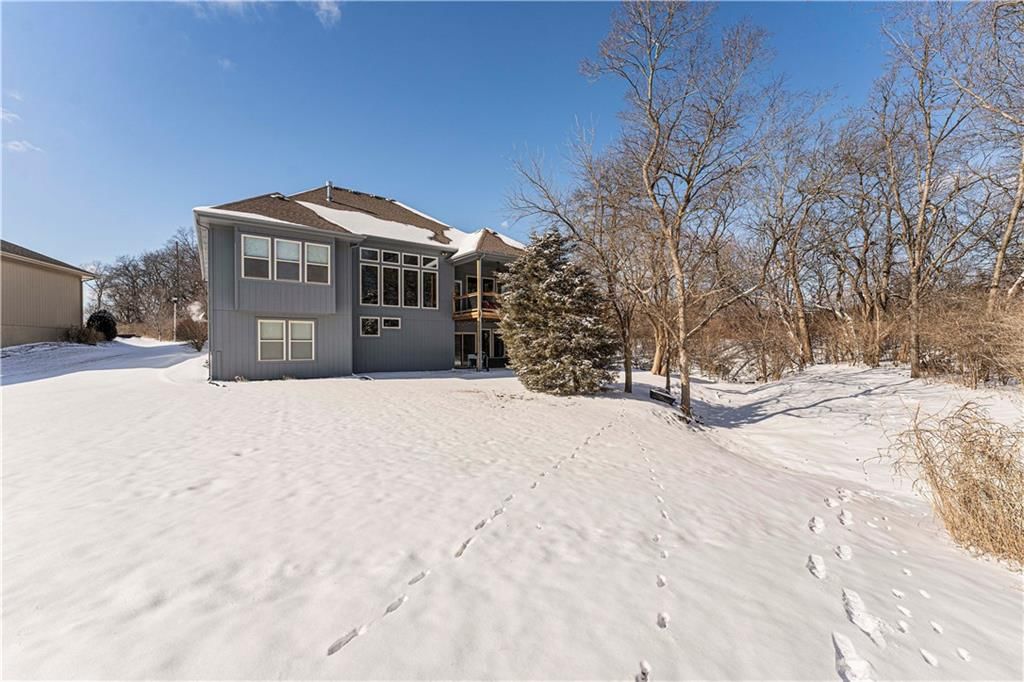 15833 W 163rd Terrace — photo 47