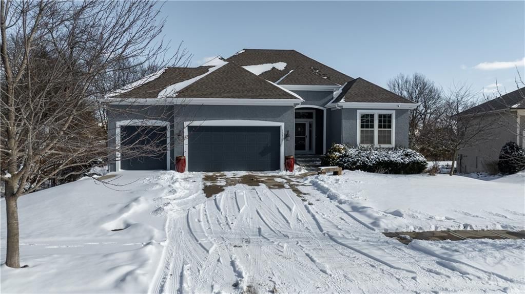 15833 W 163rd Terrace — photo 48